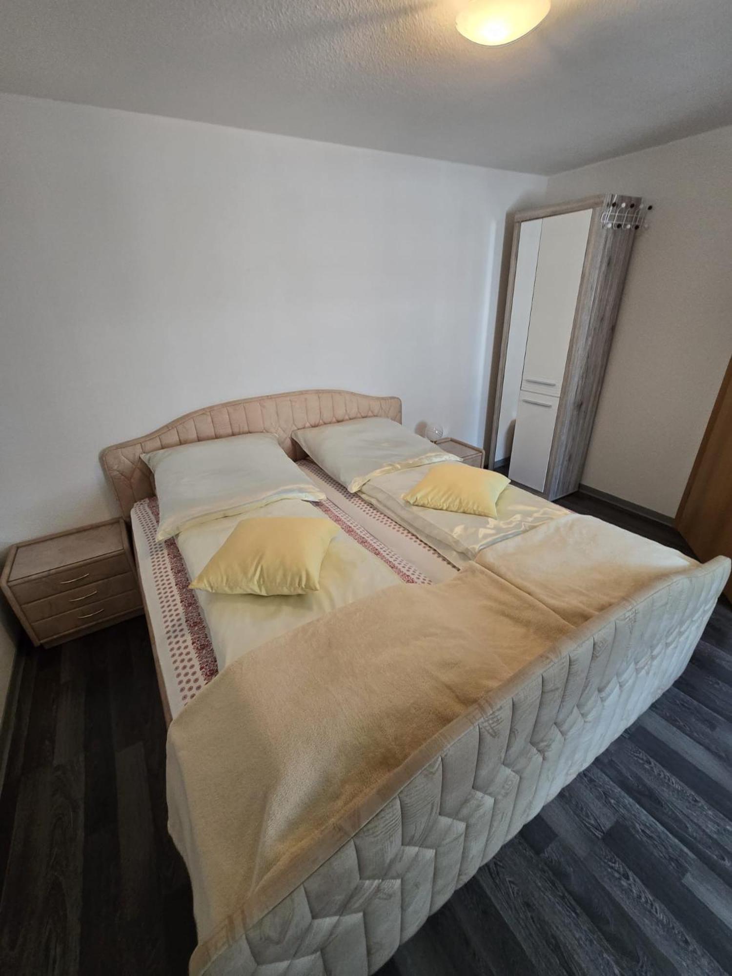 Ferienwohnung Flonta Mittweida Bagian luar foto